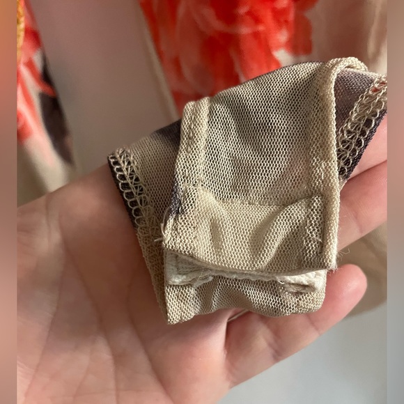 Sheer Floral Bodysuit - Picture 7 of 7